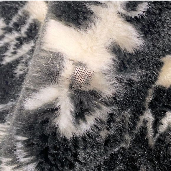 Alia Black Faux Fur Coat With Hood And Winter Themed Trim M - Picture 12 of 16